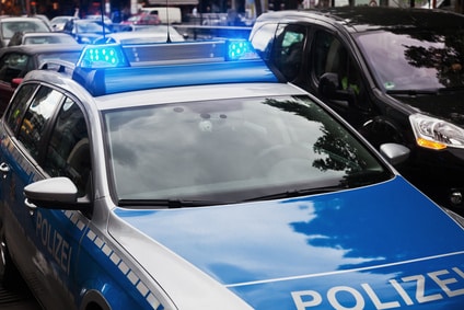 Einen Alkoholtest kann die Polizei direkt vor Ort durchführen.