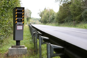 Ab wann wird man geblitzt in Bezug auf die Entfernung zum Messgerät?