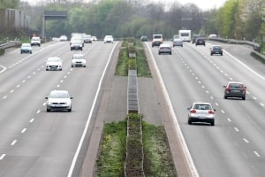 Die Geschwindigkeitsmessung durch Nachfahren kommt überwiegend auf der Autobahn zum Einsatz.