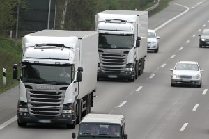 Wann liegt eine Abstandsunterschreitung mit dem Lkw vor?