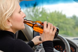 Je öfter Sie alkoholisiert erwischt werden, desto länger dauert das Fahrverbot für Wiederholungstäter.