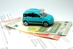 Sie müssen für das Parken in Spielstraßen gemäß StVO mit einem Bußgeld zwischen 55 und 70 Euro rechnen.